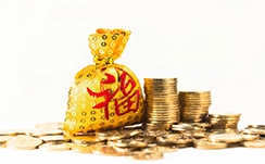 特朗普关税风暴拖累美元！关键信号预示全球经济格局巨变